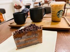 黑巧绵绵蛋糕-星巴克臻选(广州沙面店)