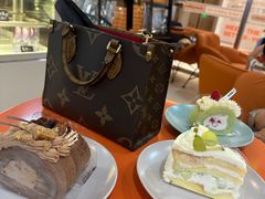 -卷们·现制生日蛋糕·蓝风车动物奶油(金源店)