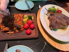 -DEEP·美式餐吧(五棵松华熙LIVE店)