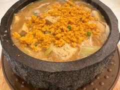 -品海楼·大连海胆锅贴馆(东港店)