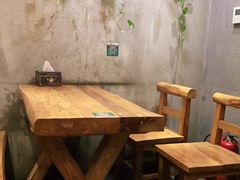 -万记麻辣烫国展总店