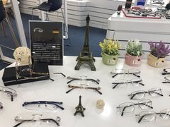 -优视力蔡司眼镜验配中心(越秀城市广场奥莱店)