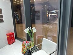 -福奈特洗衣洗鞋(宝华广场店)