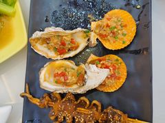 -覃记海鲜美食餐厅