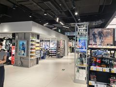 -迪卡侬(环球港店)