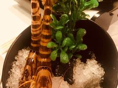 -鲜入围煮花胶鸡海鲜火锅