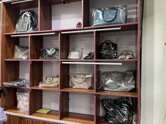 -翰皇直营洗衣洗鞋(望京鹿港店)