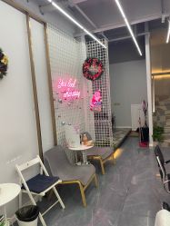 -茶发Salon·烫发染发理发