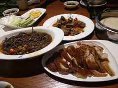 -龙聚德北京烤鸭(沙坪坝华宇A馆店)