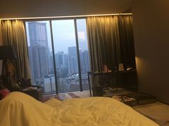 -广州天河希尔顿酒店