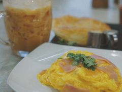-邢泰记