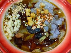 -爆炸头阿姨小四川正宗川味小吃(无任何分店)