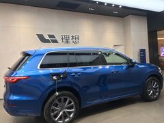 -理想汽车(世纪汇店)