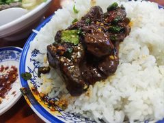 -杨三孃跷脚牛肉(西外棕榈岛店)