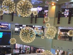 -鸿通城购物中心