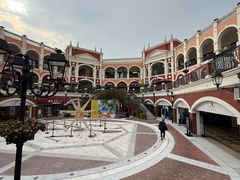 -佛罗伦萨小镇广佛名品奥特莱斯(疏港路店)