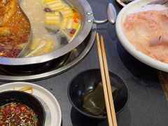 -沸炉重庆老火锅(军事博物馆店)