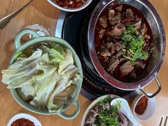 -大众跷脚牛肉馆·非遗传承单位(峨眉山店)