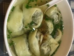-潘国仙耳光馄饨(黄家阙路店)