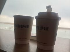 -抱抱地球咖啡馆(国家海洋博物馆店)