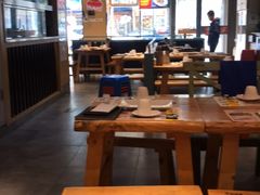 大堂-木屋烧烤(万德庄店)