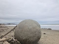 -摩拉基大圆石
