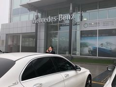 -上海星瀚奔驰4S店(红柳路店)