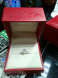 -威德钻石-克拉钻大本营(南京东路店)