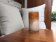 -Line 咖啡(石厦花园店)