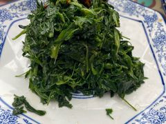 -壹阁胡羊焖饼(特色小吃街店)