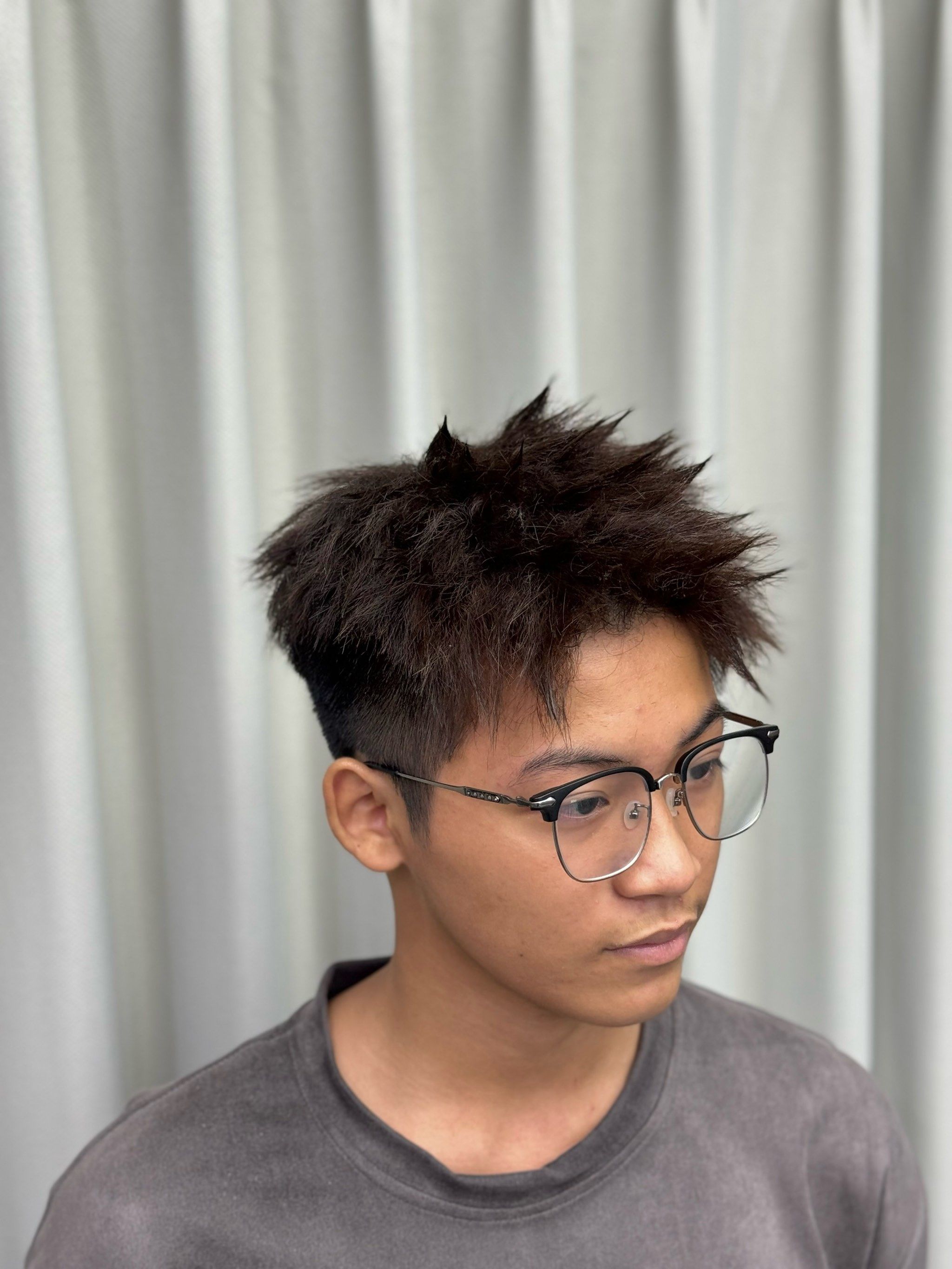 男士新发型超帅气