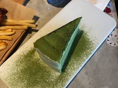 -必胜客(尹山湖歌林公园店)