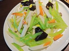 -前海沿·青岛菜(李沧万达店)