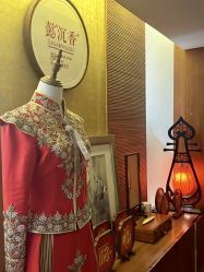 -懿沉香中式嫁衣礼服秀禾服龙凤褂马来褂旗袍总店