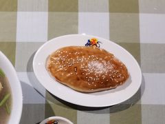 小烧饼-苓记南京鸭血粉丝.皮肚面(县东巷店)