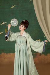 -盘子女人坊古装写真摄影(南京总店)
