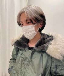 -海文先生国潮烫染男士理发馆