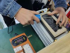 -鸿准通信科技·忠诚手机电脑维修中心(三林店)