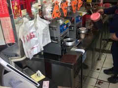 -陈记甜品窝(中山北路店)