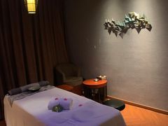 -金色春天.美颜康体纯正SPA(黄泥磅店)