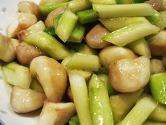 芦笋鲜菱-兰边碗(鼓楼店)