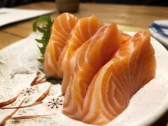 三文鱼刺身-初居食屋日式料理(万象城购物中心店)