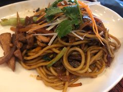 -WOLFGANG PUCK KITCHEN & BAR(迪士尼小镇店)
