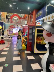 -MELAND CLUB亲子乐园·派对·餐厅(北京芳圆里ID MALL店)