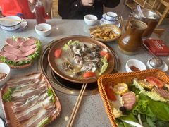 -阿婆情腊排骨火锅(金虹路店)