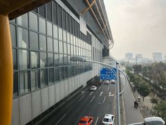 -康新公路(地铁站)