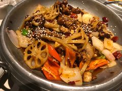 干锅牛蛙-卯时·龙光雅宴·精致锡帮菜(惠山古镇店)