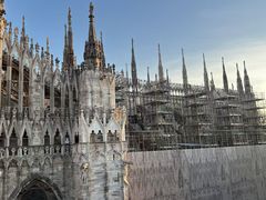 -文艺复兴百货(米兰大教堂广场店)