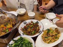 -老唐三下锅 ·张家界地标美食(溪布街店)