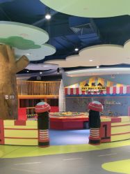 -MELAND CLUB亲子乐园•派对(虹桥万象城店)